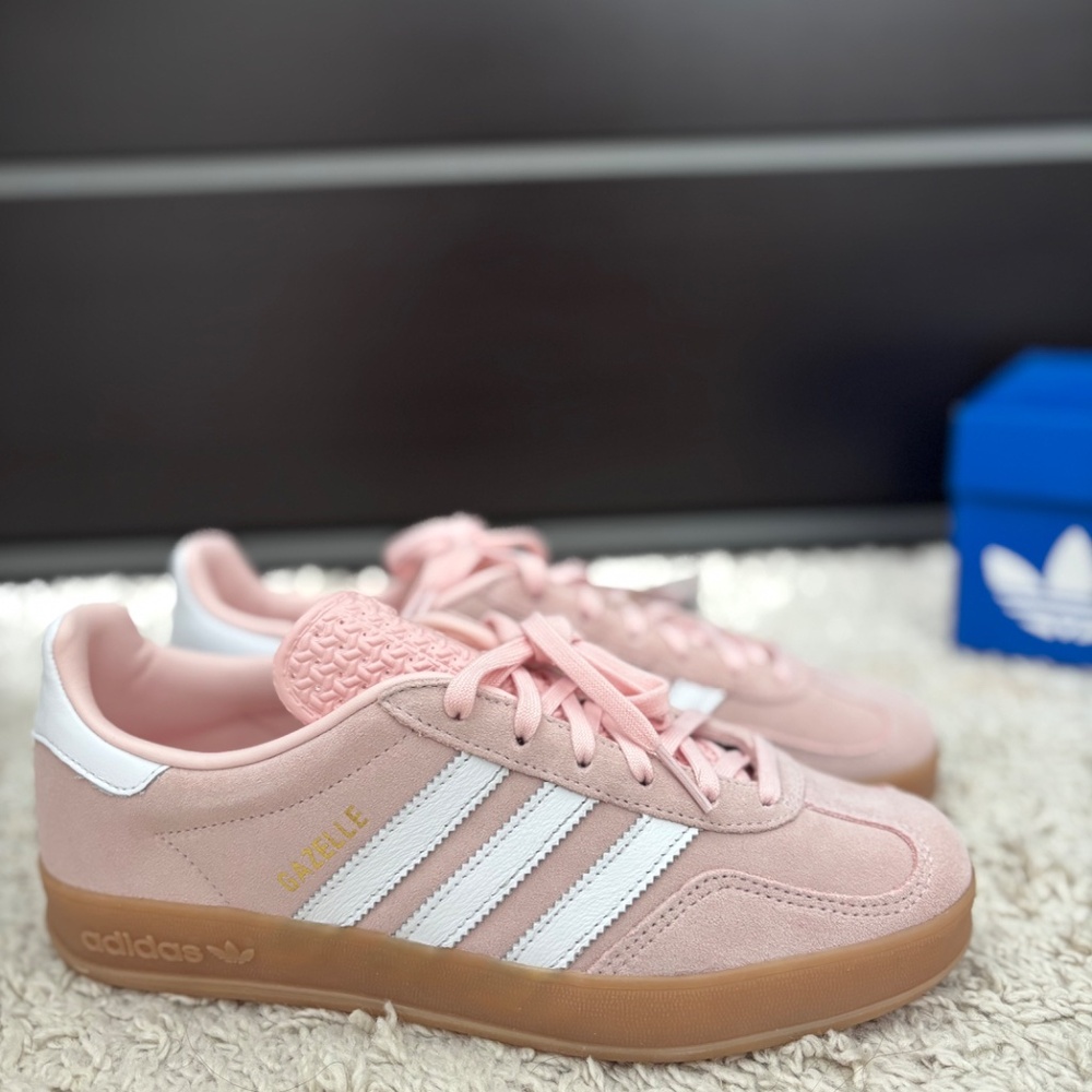 Brand new adidas pink samba size Woman US8 - Picture 2 of 5